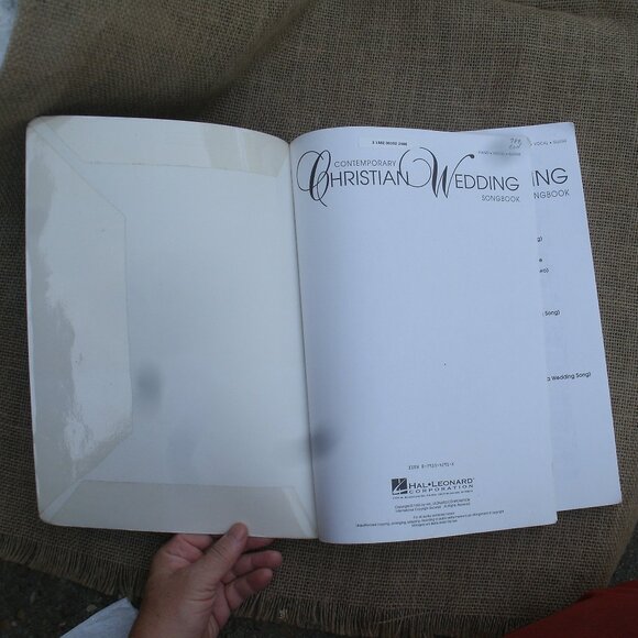 Contemporary Christian Wedding Songbook piano vocal guitar - Picture 3 of 13